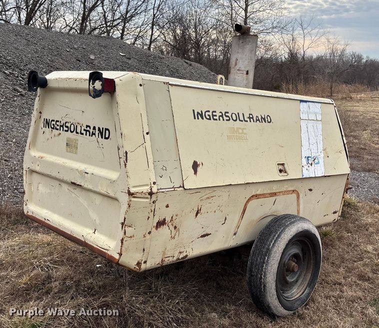 image for item FB3524 Ingersoll Rand 160 air compressor