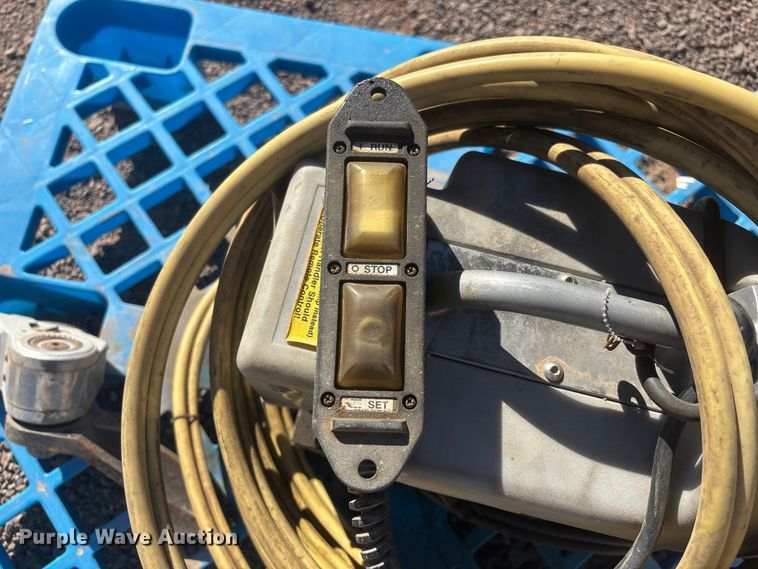 image for item FB5493 Hytorc electric hydraulic pump