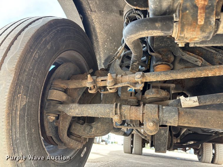 image for item FB5496 2017 Ford F550 utility / service truck