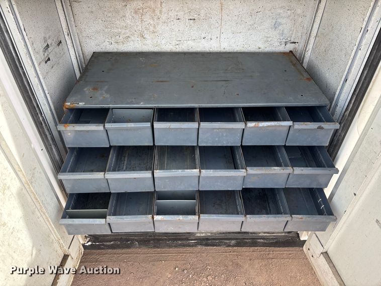 image for item FB5496 2017 Ford F550 utility / service truck