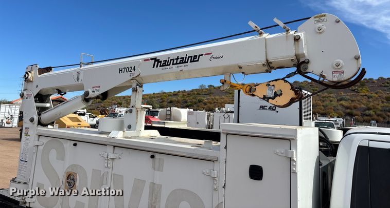 image for item FB5496 2017 Ford F550 utility / service truck