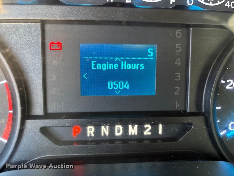 image for item FB5496 2017 Ford F550 utility / service truck