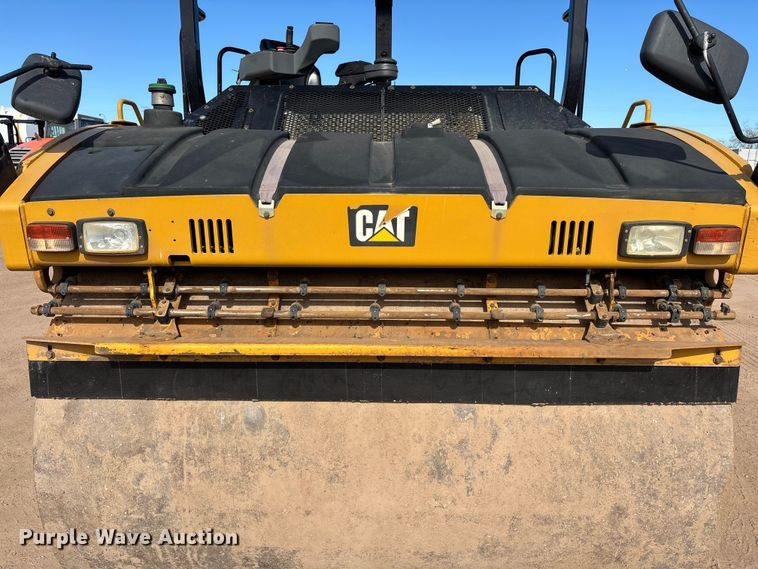image for item FB5497 2016 Caterpillar CB64B double drum vibratory roller