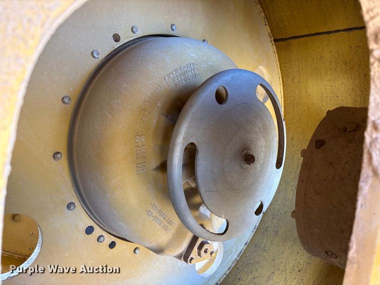 image for item FB5497 2016 Caterpillar CB64B double drum vibratory roller