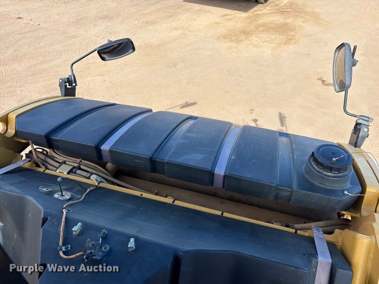 image for item FB5497 2016 Caterpillar CB64B double drum vibratory roller