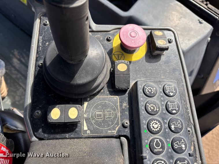 image for item FB5497 2016 Caterpillar CB64B double drum vibratory roller