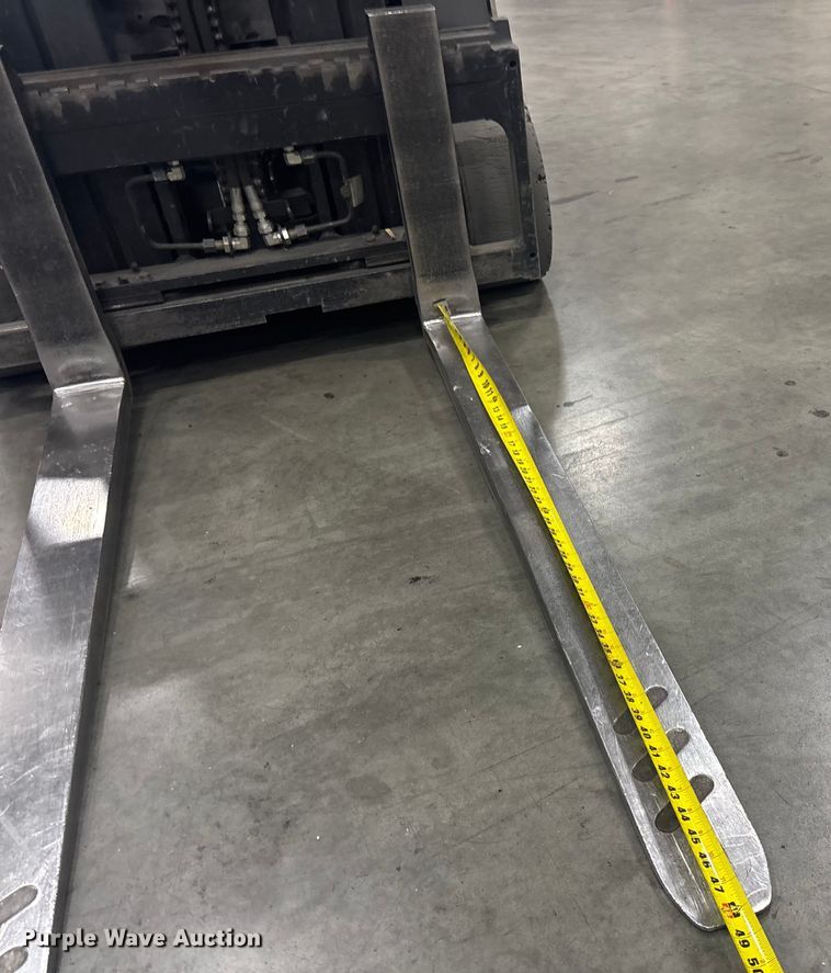 image for item FB5498 2017 Crown RC5545-40 forklift