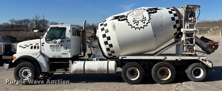 image for item FC1523 2003 Sterling L8500 ready mix truck