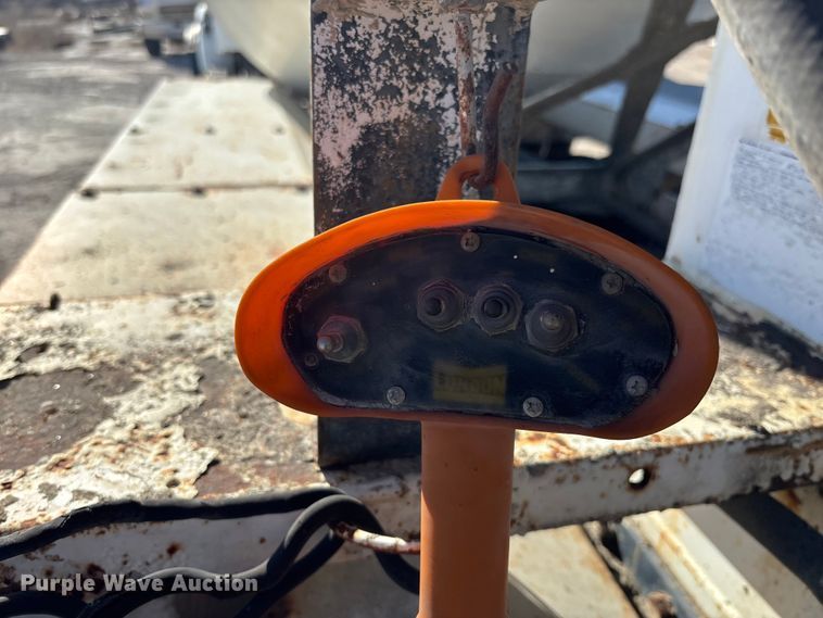 image for item FC1523 2003 Sterling L8500 ready mix truck