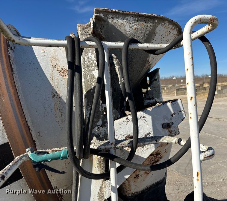 image for item FC1523 2003 Sterling L8500 ready mix truck