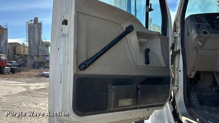 image for item FC1523 2003 Sterling L8500 ready mix truck