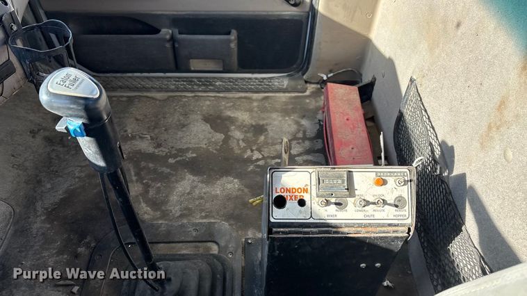 image for item FC1523 2003 Sterling L8500 ready mix truck