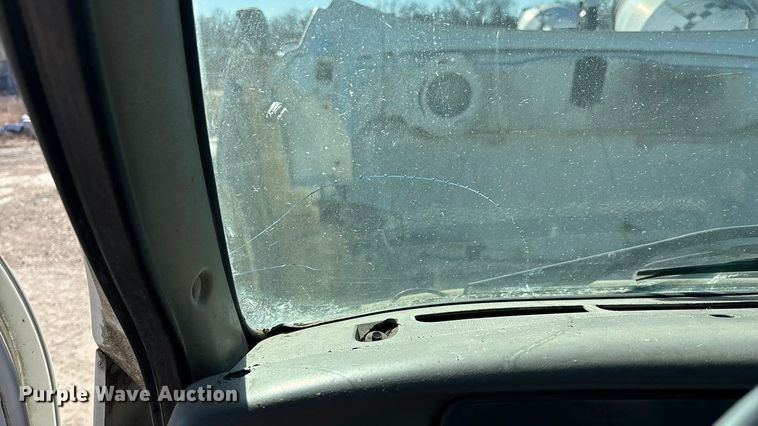 image for item FC1523 2003 Sterling L8500 ready mix truck