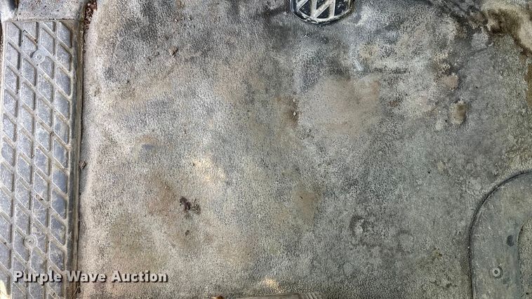 image for item FC1523 2003 Sterling L8500 ready mix truck