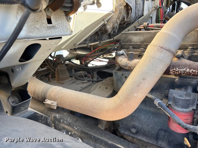 image for item FC1523 2003 Sterling L8500 ready mix truck