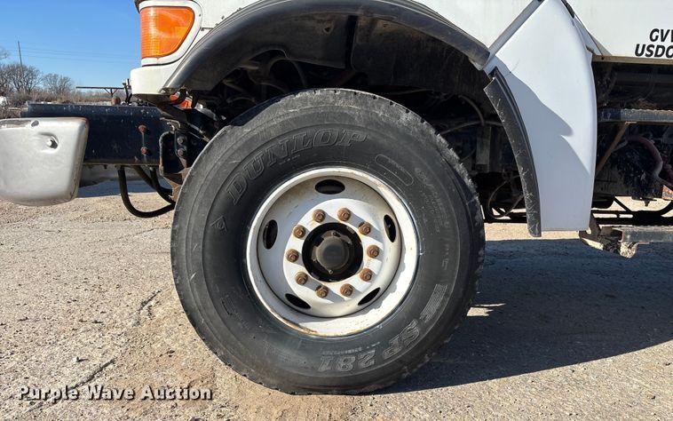 image for item FC1523 2003 Sterling L8500 ready mix truck