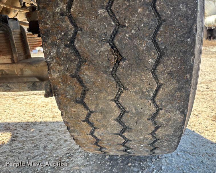 image for item FC1523 2003 Sterling L8500 ready mix truck