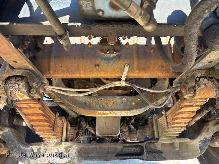 image for item FC1524 1994 International F-2574 ready mix truck