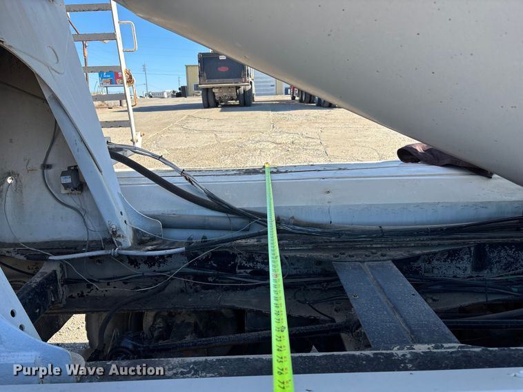 image for item FC1524 1994 International F-2574 ready mix truck