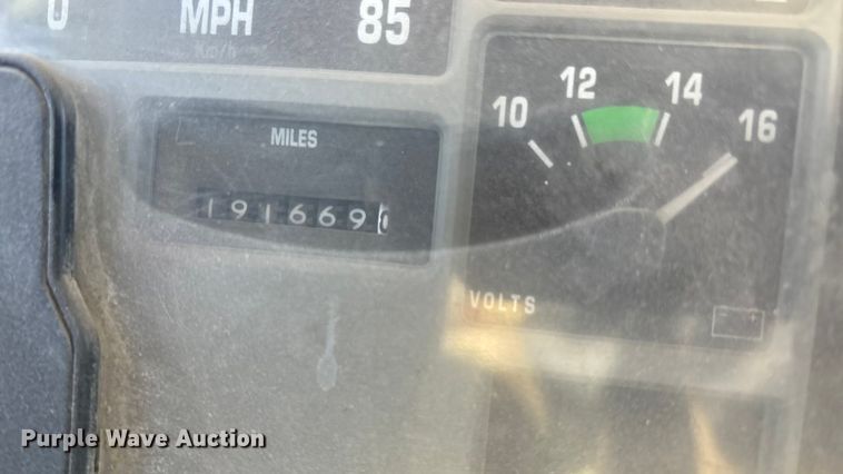 image for item FC1524 1994 International F-2574 ready mix truck