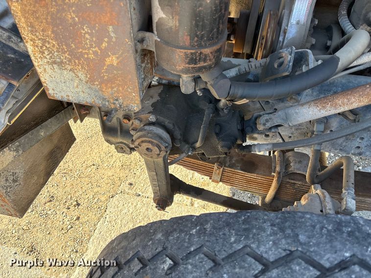 image for item FC1524 1994 International F-2574 ready mix truck