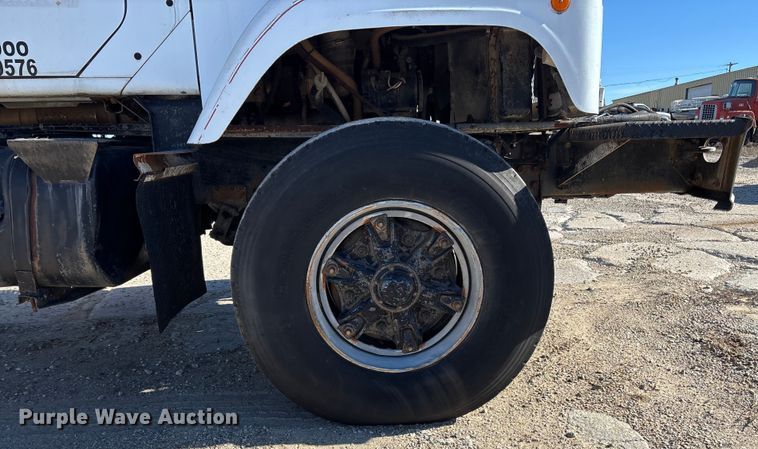 image for item FC1524 1994 International F-2574 ready mix truck