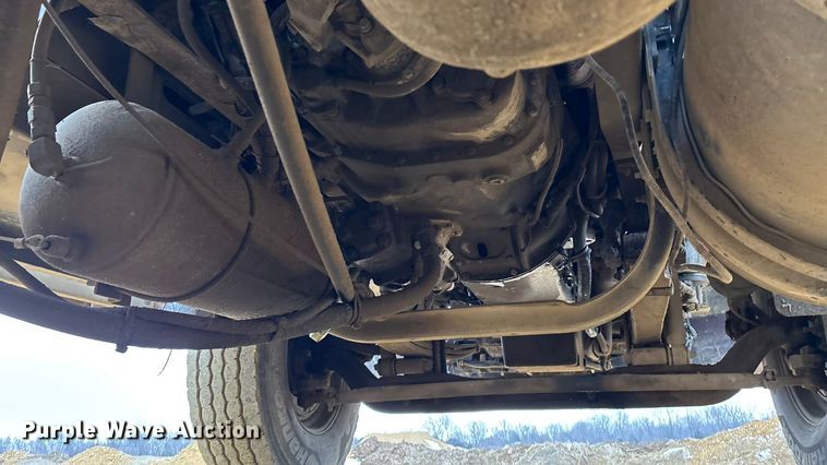 image for item FC1531 2003 Kenworth T800 semi truck