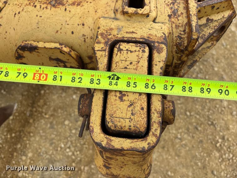 image for item FC1532 2001 Caterpillar 143H motor grader