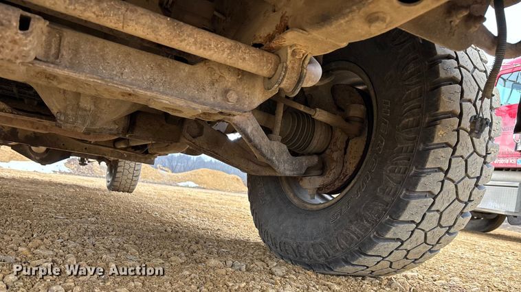 image for item FC1533 2005 Chevrolet Silverado 2500HD Crew Cab pickup truck