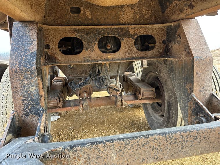 image for item FC1534 2003 Ranch end dump trailer