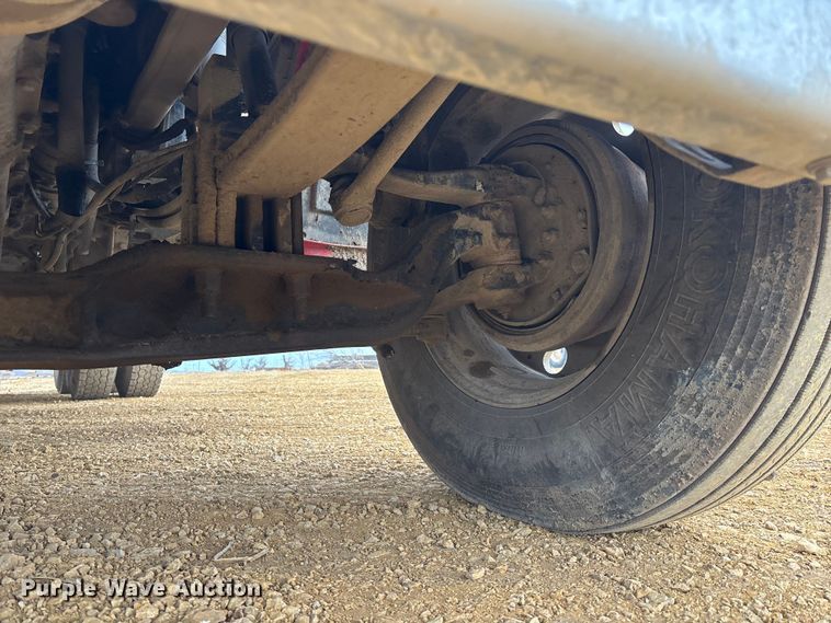 image for item FC1535 2006 Peterbilt 379 semi truck