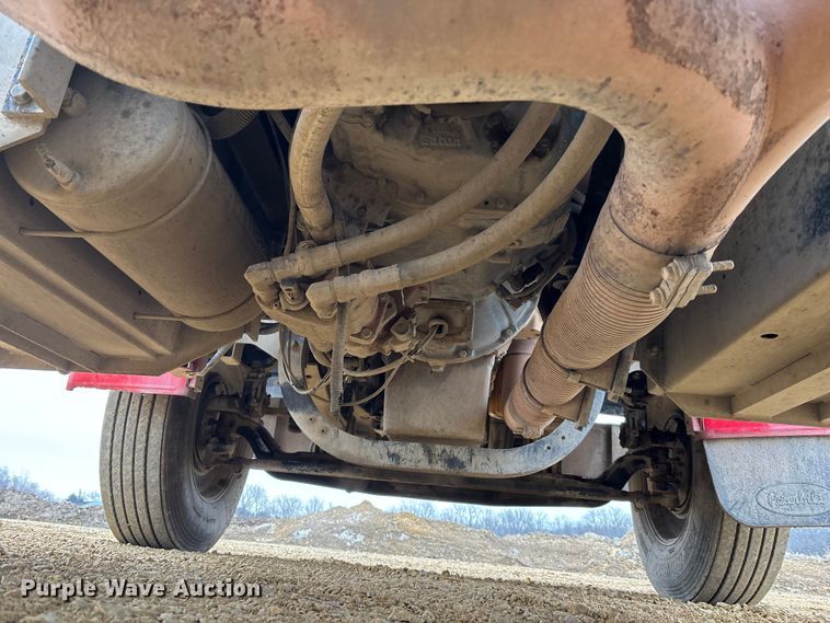 image for item FC1535 2006 Peterbilt 379 semi truck