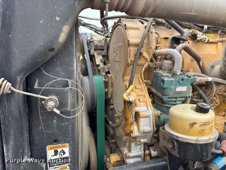 image for item FC1535 2006 Peterbilt 379 semi truck