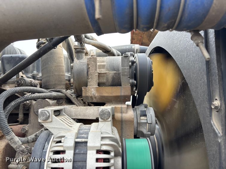 image for item FC1535 2006 Peterbilt 379 semi truck