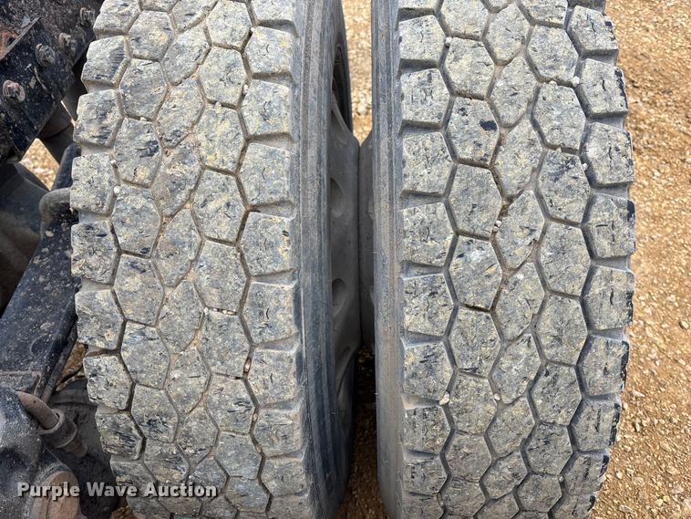 image for item FC1535 2006 Peterbilt 379 semi truck