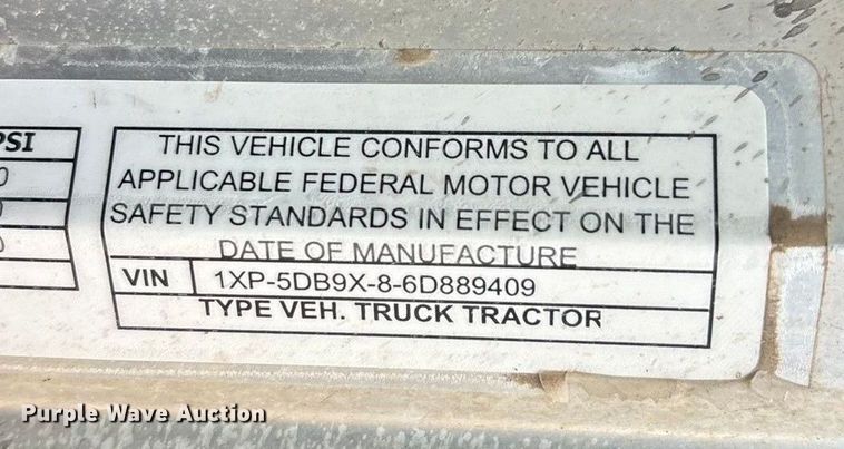 image for item FC1535 2006 Peterbilt 379 semi truck