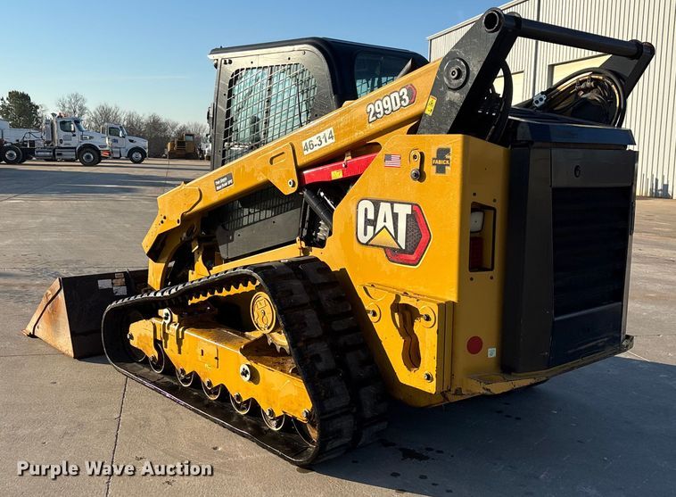 image for item FG0069 2022 Caterpillar 299D3 tracked skid steer loader