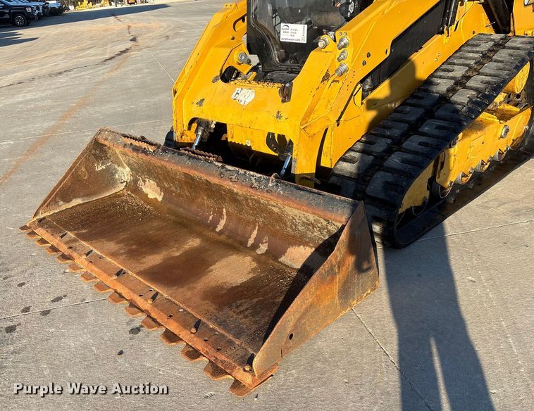 image for item FG0069 2022 Caterpillar 299D3 tracked skid steer loader