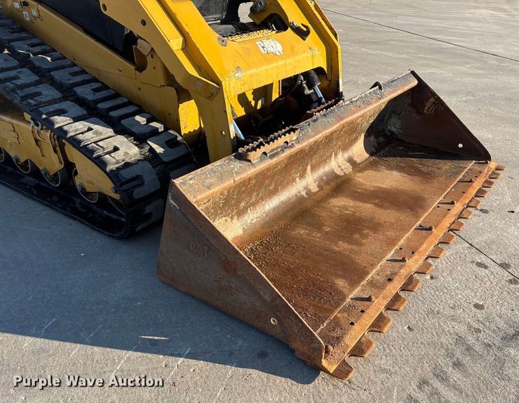 image for item FG0069 2022 Caterpillar 299D3 tracked skid steer loader