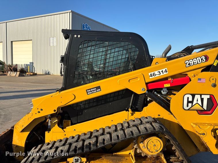 image for item FG0069 2022 Caterpillar 299D3 tracked skid steer loader