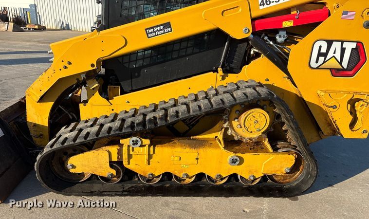 image for item FG0069 2022 Caterpillar 299D3 tracked skid steer loader