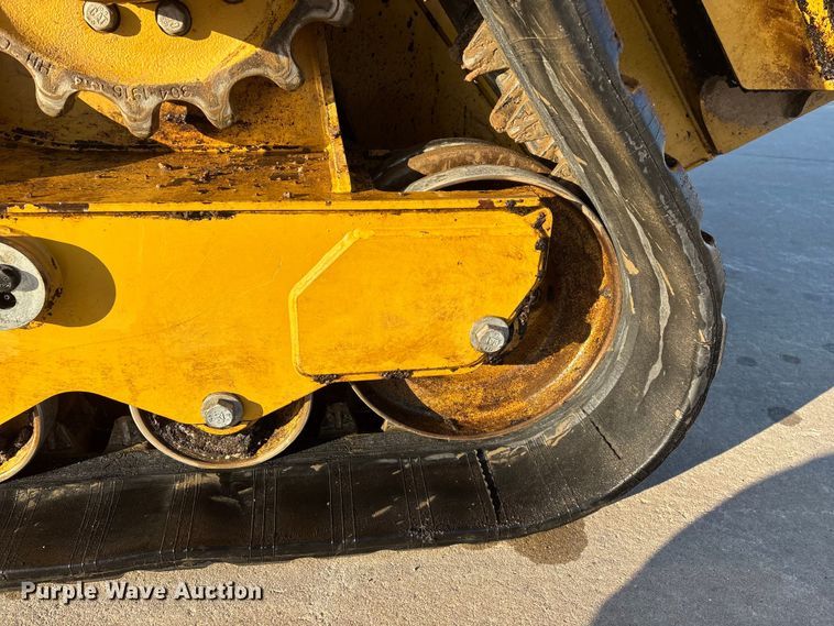 image for item FG0069 2022 Caterpillar 299D3 tracked skid steer loader