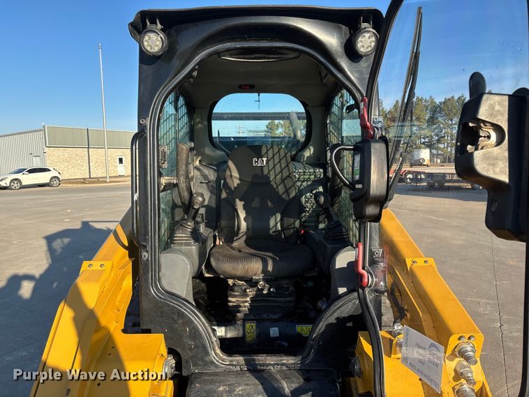 image for item FG0069 2022 Caterpillar 299D3 tracked skid steer loader