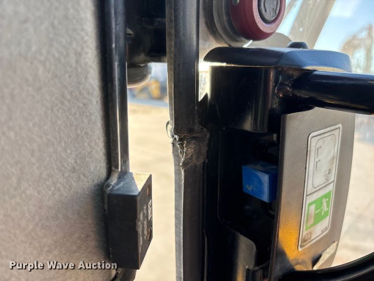 image for item FG0069 2022 Caterpillar 299D3 tracked skid steer loader