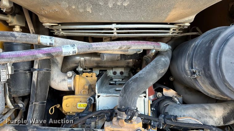 image for item FG0069 2022 Caterpillar 299D3 tracked skid steer loader