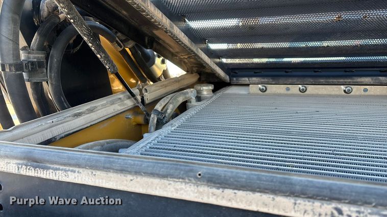 image for item FG0069 2022 Caterpillar 299D3 tracked skid steer loader