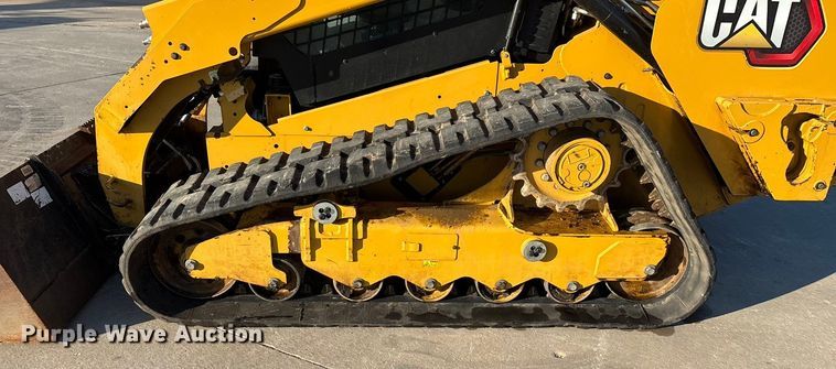 image for item FG0069 2022 Caterpillar 299D3 tracked skid steer loader