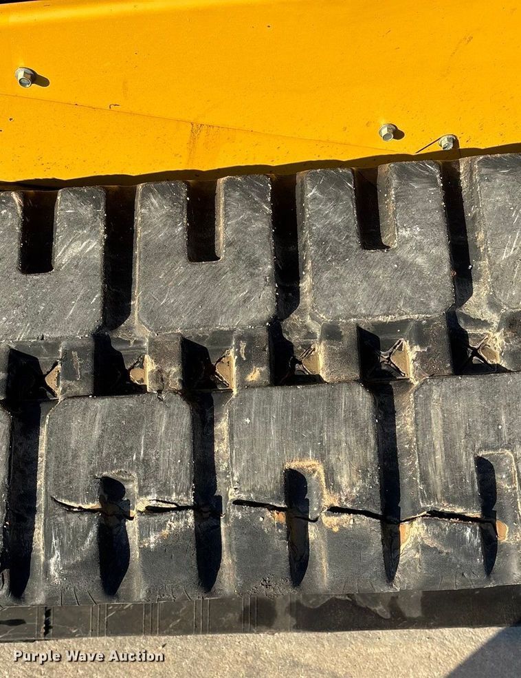 image for item FG0069 2022 Caterpillar 299D3 tracked skid steer loader