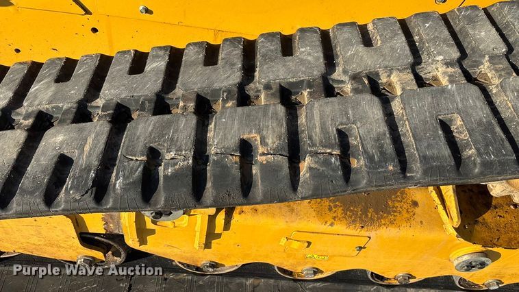 image for item FG0069 2022 Caterpillar 299D3 tracked skid steer loader
