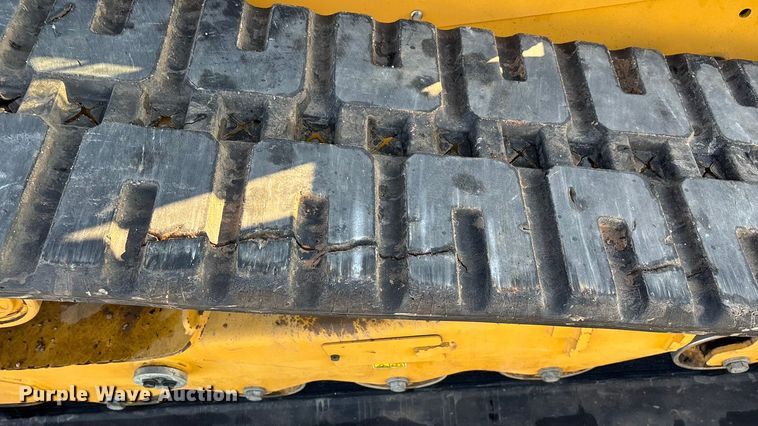 image for item FG0069 2022 Caterpillar 299D3 tracked skid steer loader
